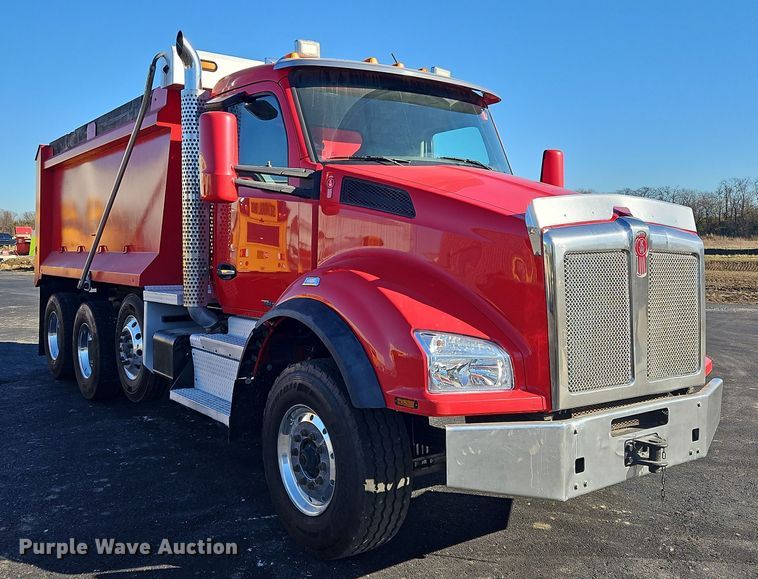 image for item NZ9122 2018 Kenworth T880 dump truck