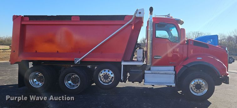 image for item NZ9122 2018 Kenworth T880 dump truck