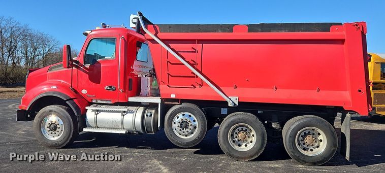image for item NZ9122 2018 Kenworth T880 dump truck