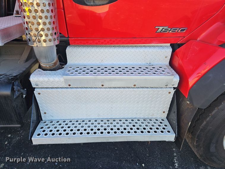 image for item NZ9122 2018 Kenworth T880 dump truck