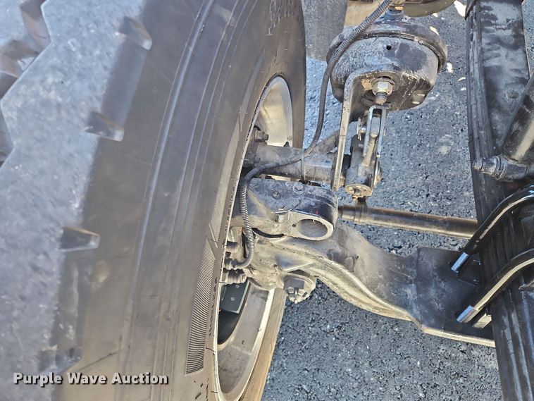 image for item NZ9122 2018 Kenworth T880 dump truck