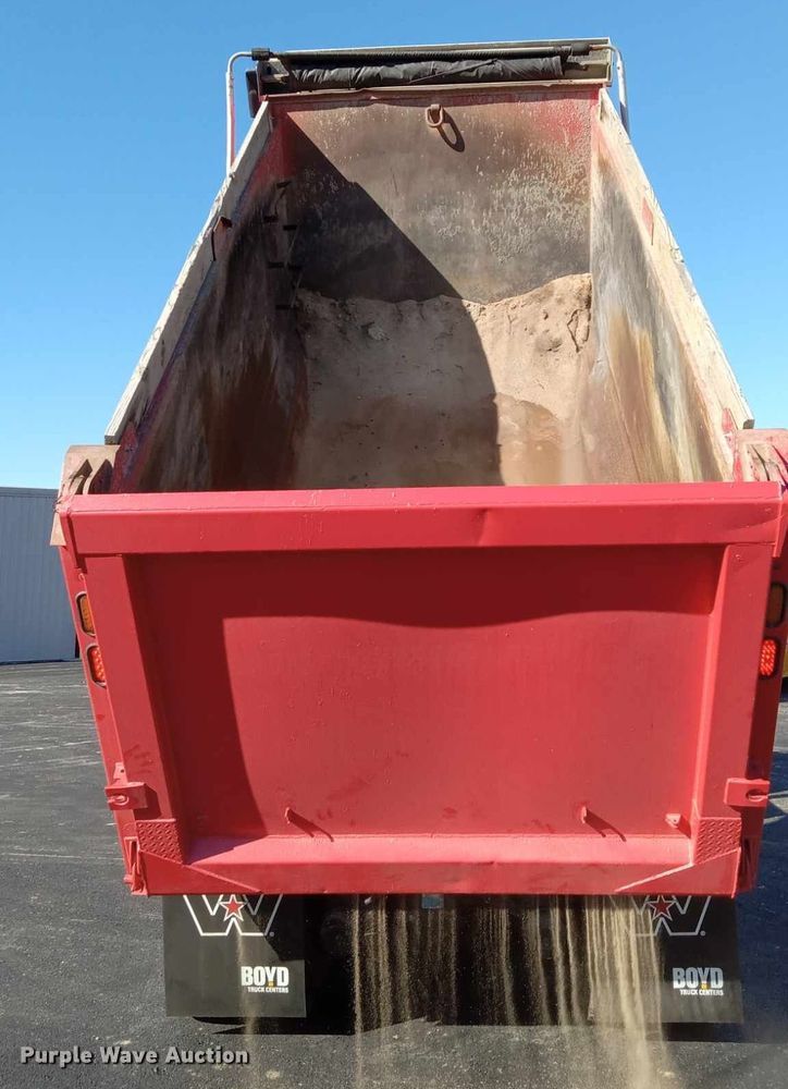 image for item NZ9122 2018 Kenworth T880 dump truck