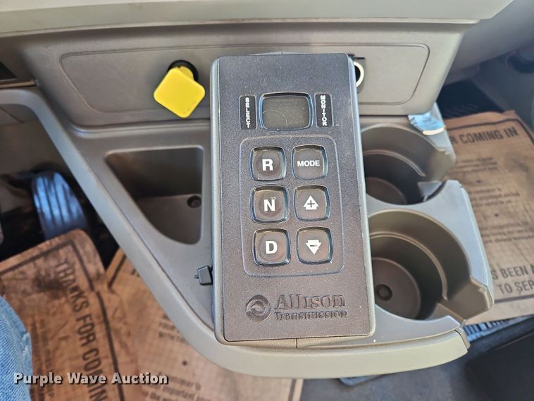 image for item NZ9122 2018 Kenworth T880 dump truck