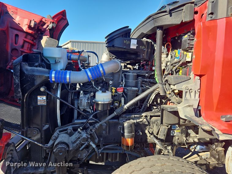 image for item NZ9122 2018 Kenworth T880 dump truck