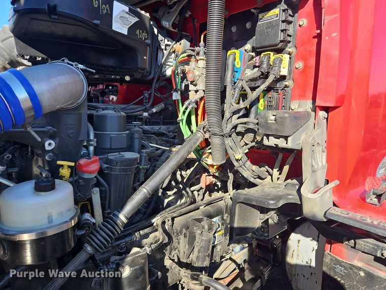 image for item NZ9122 2018 Kenworth T880 dump truck