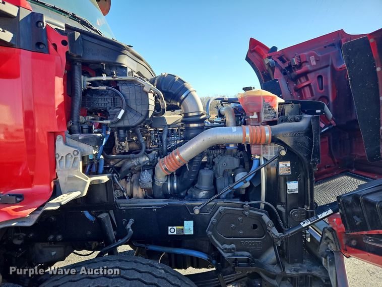 image for item NZ9122 2018 Kenworth T880 dump truck