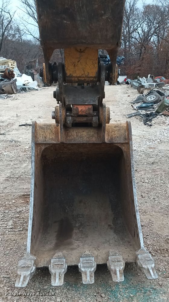 image for item OA9193 2021 Caterpillar 325  excavator