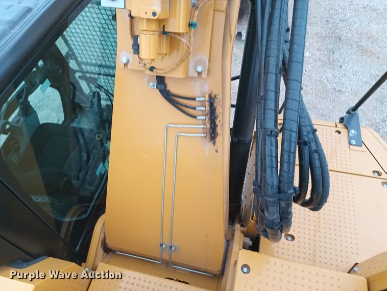 image for item OA9193 2021 Caterpillar 325  excavator