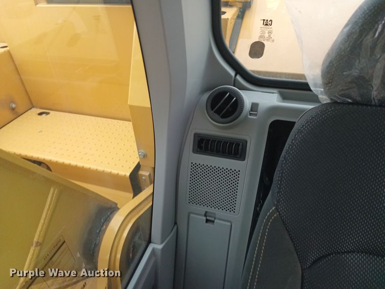 image for item OA9193 2021 Caterpillar 325  excavator