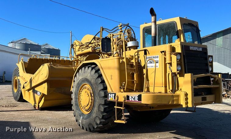 image for item OA9226 1993 Caterpillar 621E  scraper