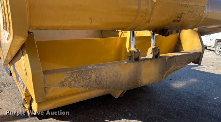 image for item OA9226 1993 Caterpillar 621E  scraper