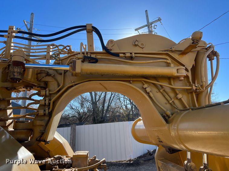 image for item OA9226 1993 Caterpillar 621E  scraper