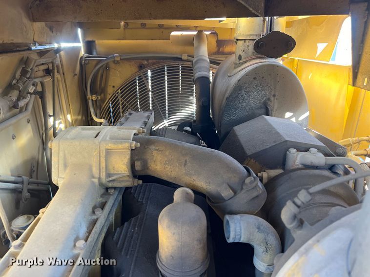 image for item OA9226 1993 Caterpillar 621E  scraper