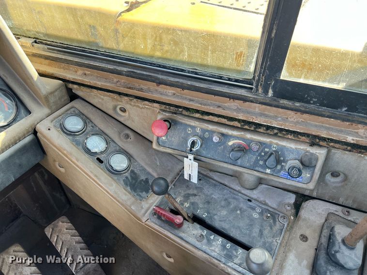 image for item OA9226 1993 Caterpillar 621E  scraper