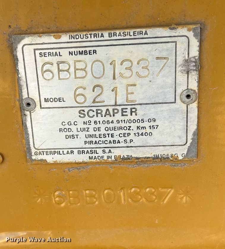image for item OA9226 1993 Caterpillar 621E  scraper