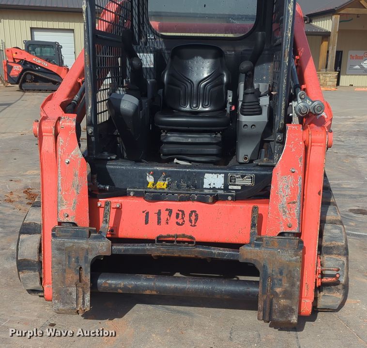 image for item OD9031 2019 Kubota SVL65-2  tracked skid steer loader