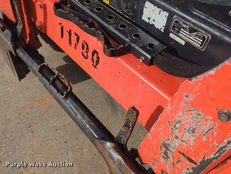 image for item OD9031 2019 Kubota SVL65-2  tracked skid steer loader