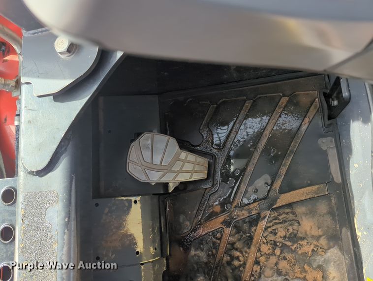 image for item OD9031 2019 Kubota SVL65-2  tracked skid steer loader