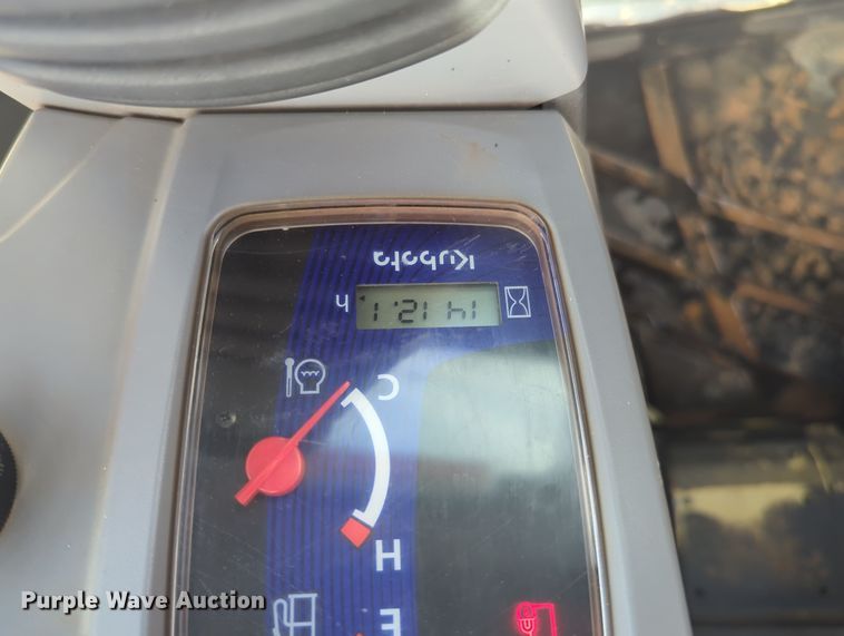 image for item OD9031 2019 Kubota SVL65-2  tracked skid steer loader