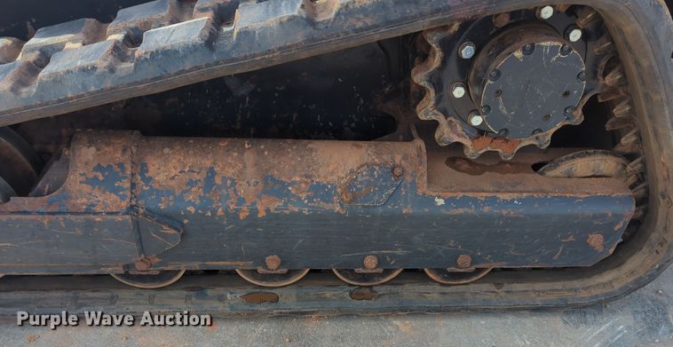 image for item OD9031 2019 Kubota SVL65-2  tracked skid steer loader