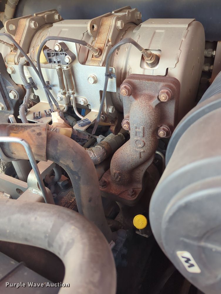 image for item OD9032 2019 Kubota SVL65-2  tracked skid steer loader