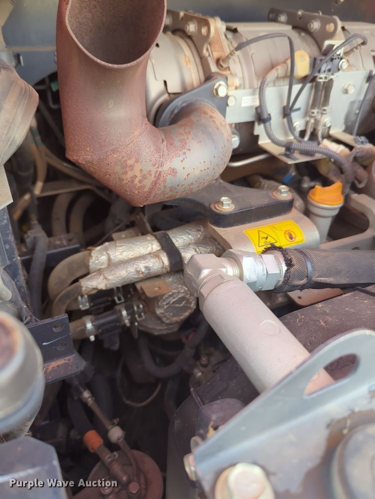 image for item OD9032 2019 Kubota SVL65-2  tracked skid steer loader