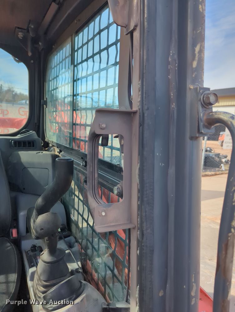 image for item OD9033 2019 Kubota SVL75-2  tracked skid steer loader