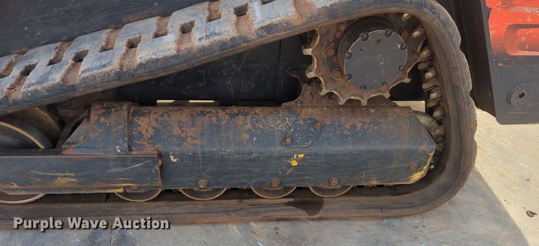 image for item OD9033 2019 Kubota SVL75-2  tracked skid steer loader