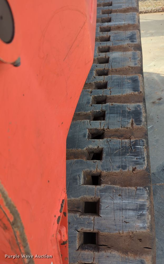 image for item OD9033 2019 Kubota SVL75-2  tracked skid steer loader