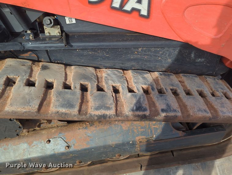 image for item OD9033 2019 Kubota SVL75-2  tracked skid steer loader
