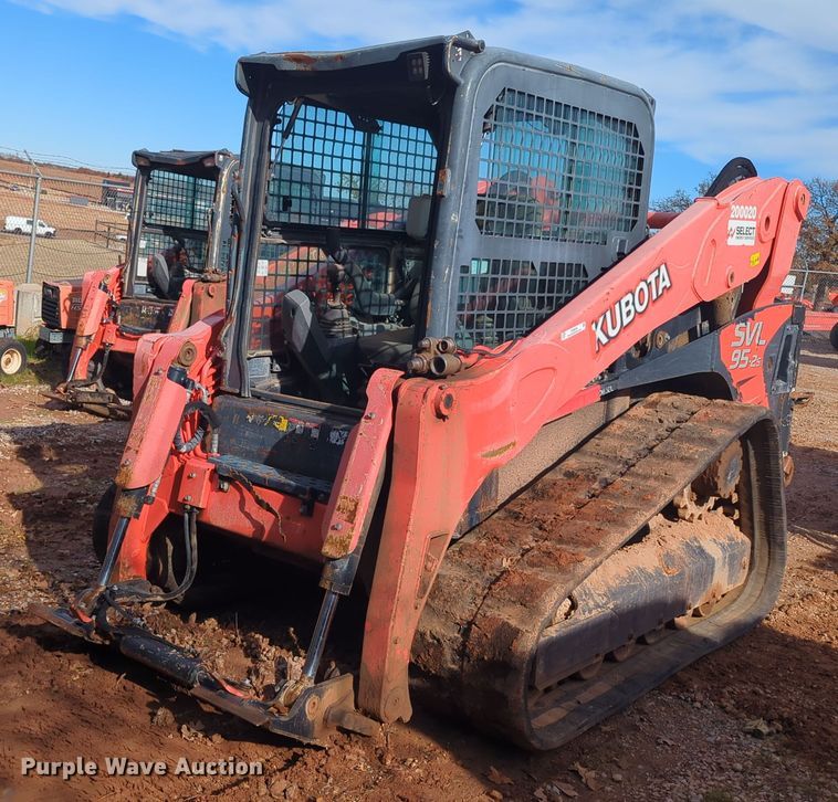 image for item OD9036 Kubota SVL95-2S  tracked skid steer loader