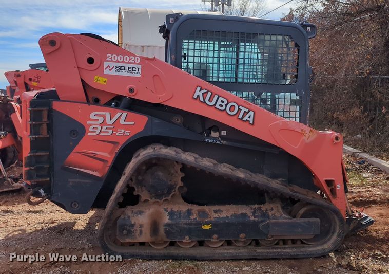 image for item OD9036 Kubota SVL95-2S  tracked skid steer loader