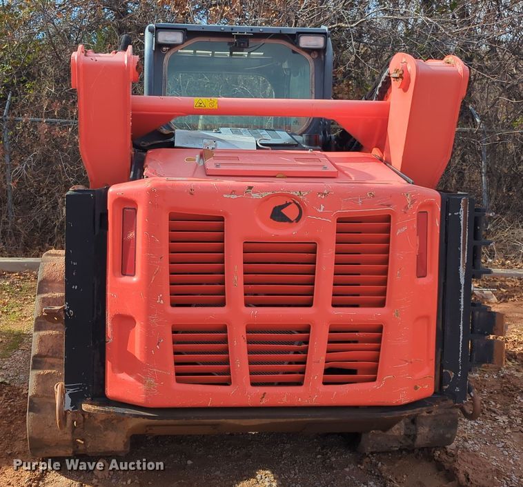 image for item OD9036 Kubota SVL95-2S  tracked skid steer loader