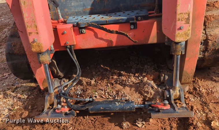 image for item OD9036 Kubota SVL95-2S  tracked skid steer loader