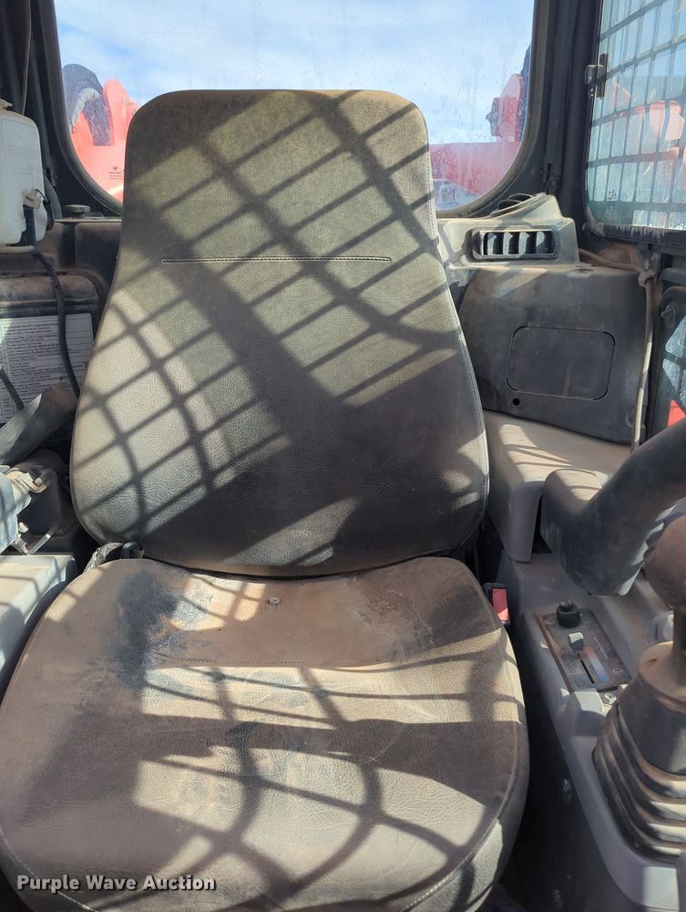 image for item OD9036 Kubota SVL95-2S  tracked skid steer loader