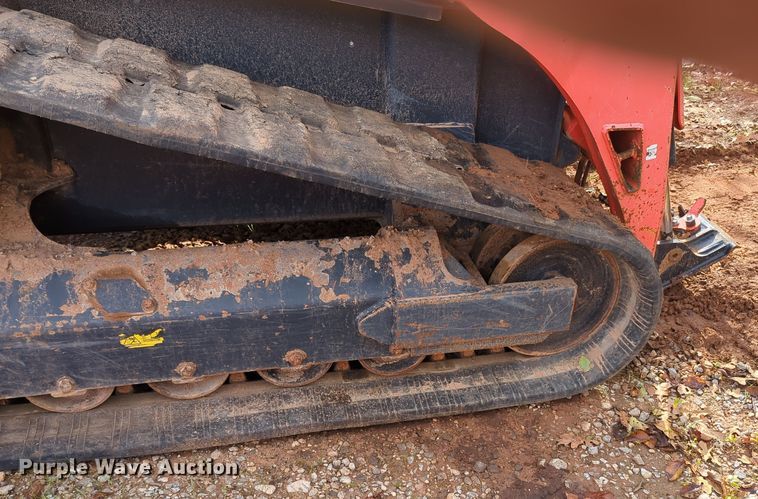 image for item OD9036 Kubota SVL95-2S  tracked skid steer loader