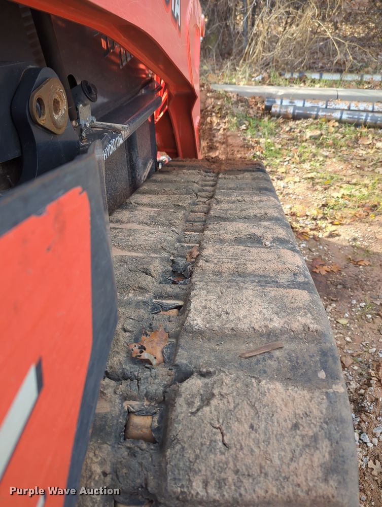 image for item OD9036 Kubota SVL95-2S  tracked skid steer loader