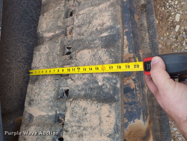 image for item OD9036 Kubota SVL95-2S  tracked skid steer loader