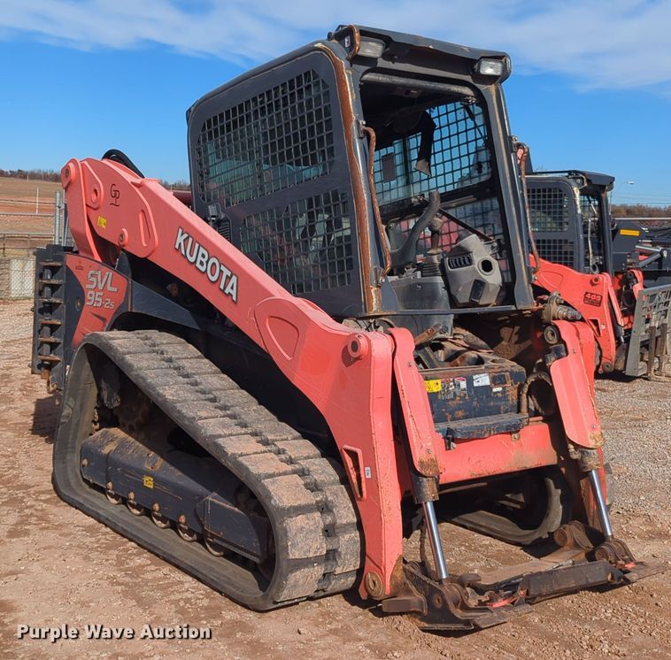 image for item OD9041 Kubota SVL95-2S  tracked skid steer loader