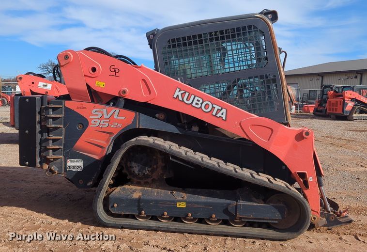 image for item OD9041 Kubota SVL95-2S  tracked skid steer loader