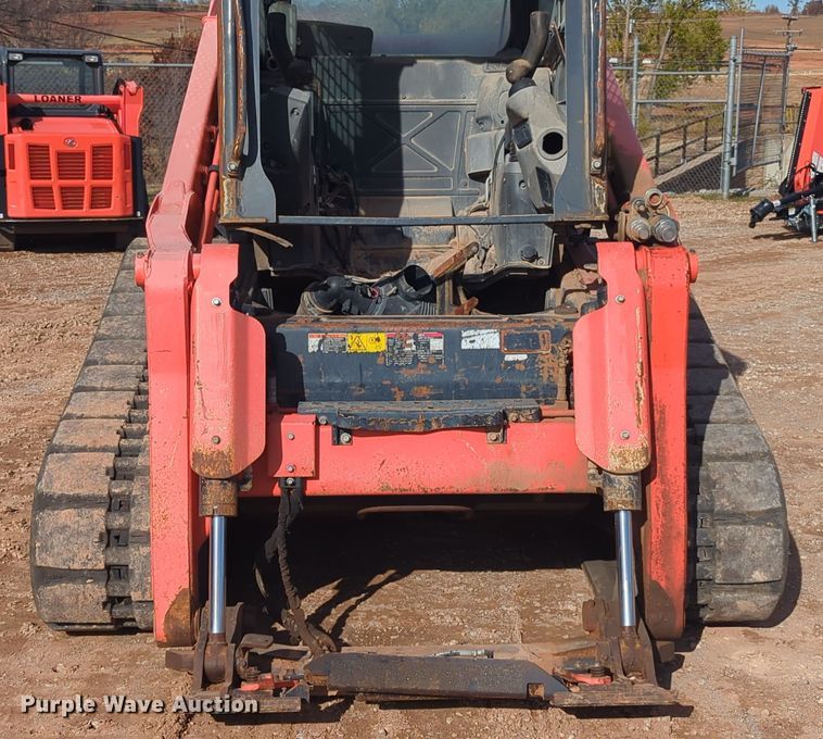 image for item OD9041 Kubota SVL95-2S  tracked skid steer loader