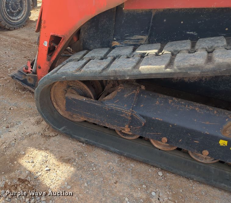 image for item OD9041 Kubota SVL95-2S  tracked skid steer loader