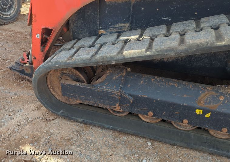 image for item OD9041 Kubota SVL95-2S  tracked skid steer loader