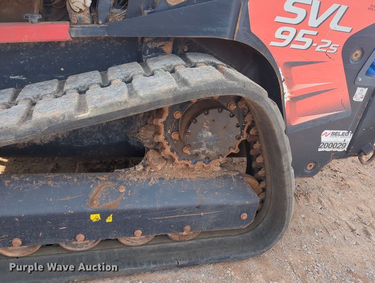 image for item OD9041 Kubota SVL95-2S  tracked skid steer loader