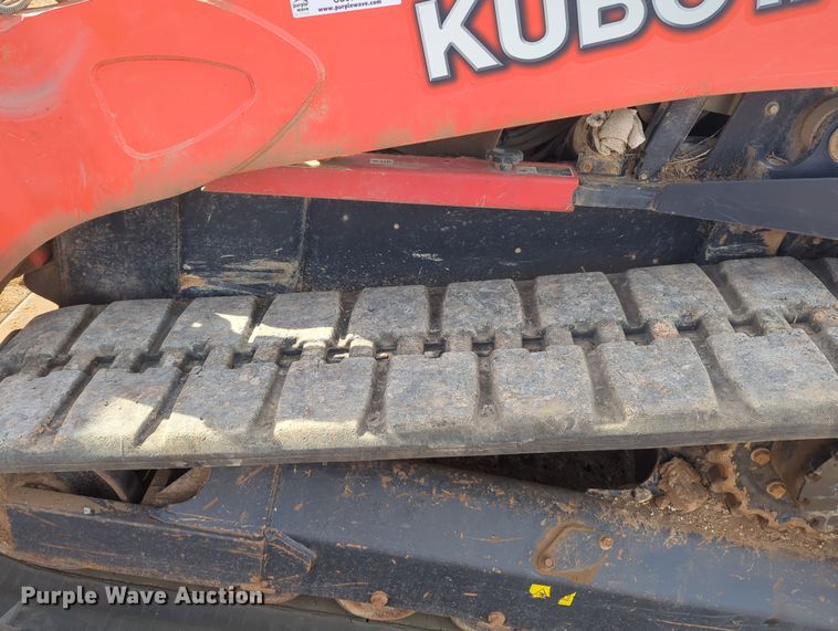image for item OD9041 Kubota SVL95-2S  tracked skid steer loader