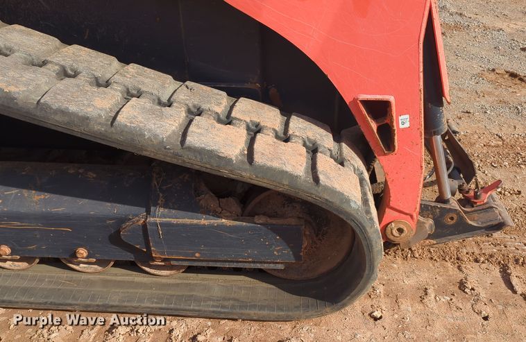 image for item OD9041 Kubota SVL95-2S  tracked skid steer loader