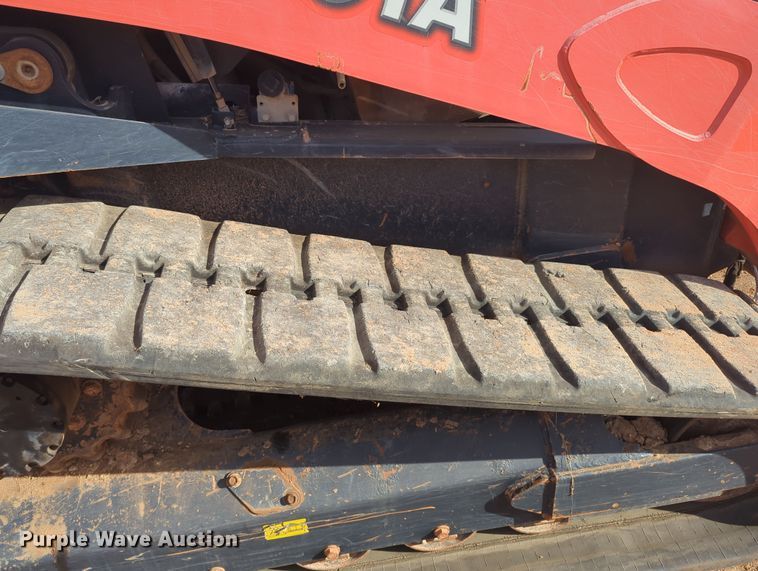 image for item OD9041 Kubota SVL95-2S  tracked skid steer loader