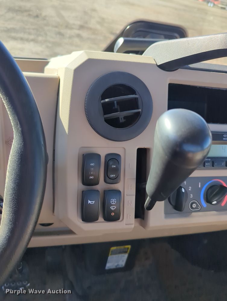 image for item OD9075 2020 John Deere Gator XUV835R  utility vehicle