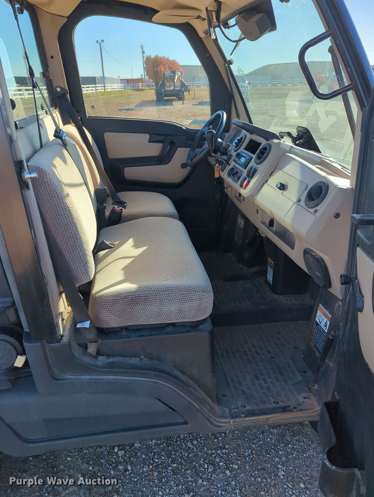 image for item OD9075 2020 John Deere Gator XUV835R  utility vehicle