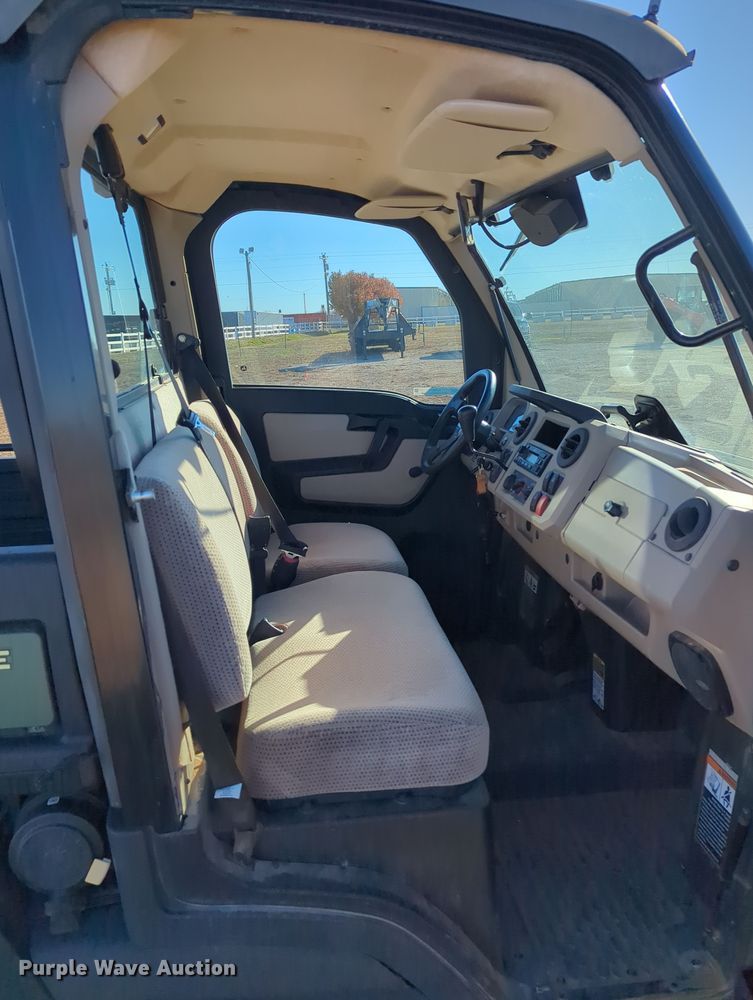 image for item OD9075 2020 John Deere Gator XUV835R  utility vehicle